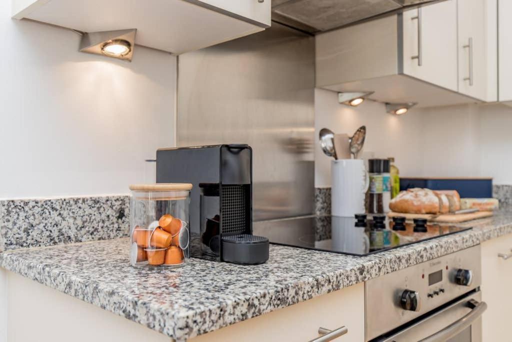 Oxfordshire Living - The Churchill Apartment - Woodstock Exterior photo
