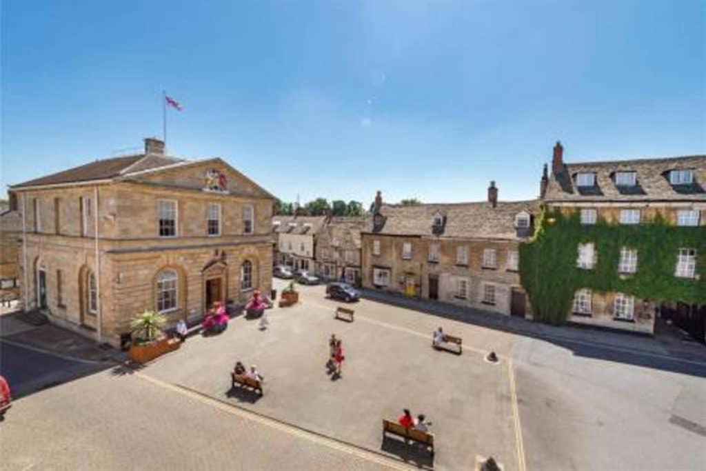 Oxfordshire Living - The Churchill Apartment - Woodstock Exterior photo